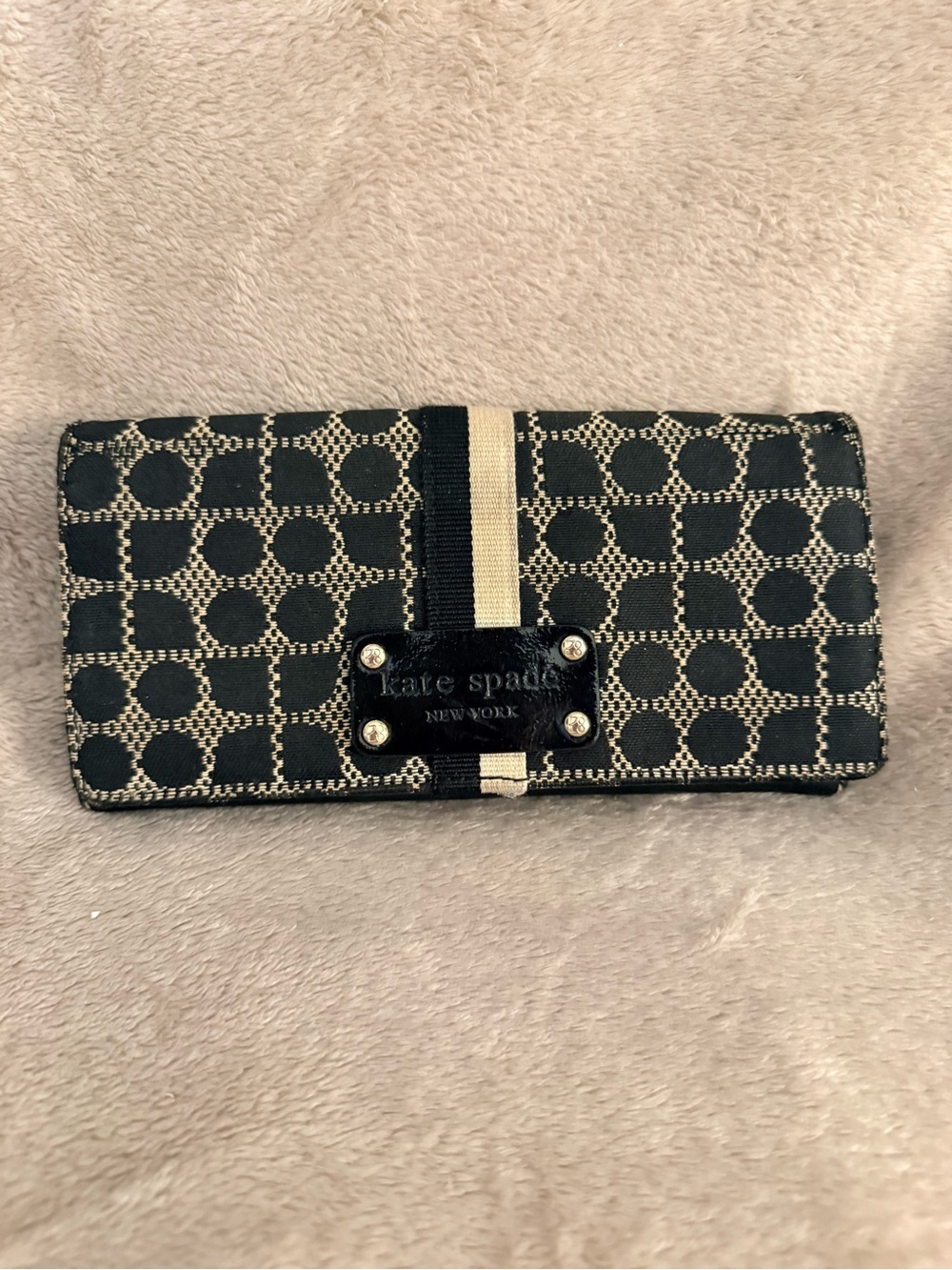 kate spade Black and Cream Signature Pattern Continental Wallet